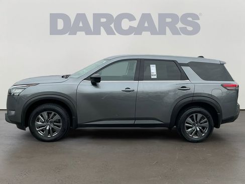 Used 2024 Nissan Pathfinder S w/ Cargo Package image 4