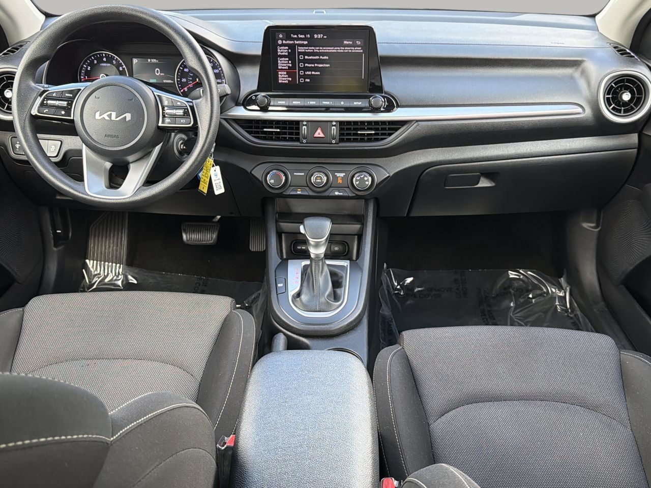 Used 2024 Kia Forte LXS FWD image 11