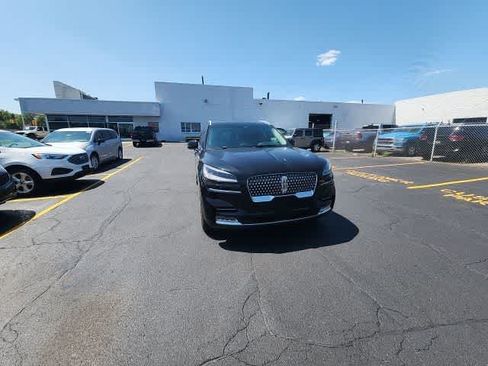Used 2021 Lincoln Aviator Reserve w/ Equipment Group 201A AWD/4WD image 6