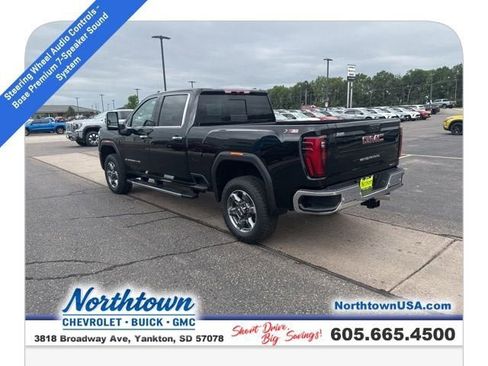 New 2025 GMC Sierra 2500 SLT w/ SLT Premium Package image 8