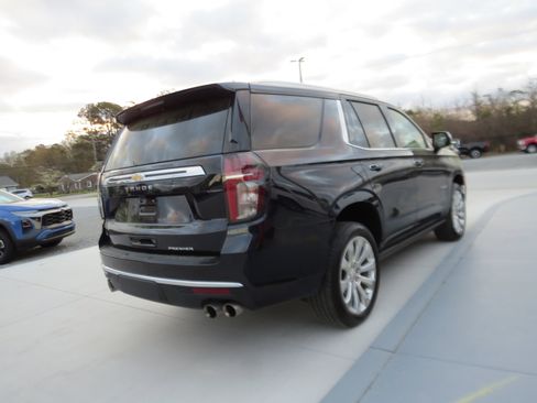 Used 2024 Chevrolet Tahoe Premier image 6