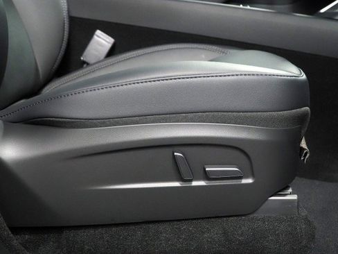 Used 2026 Tesla Model Y Long Range RWD image 74
