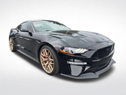 Used 2019 Ford Mustang GT RWD image 7