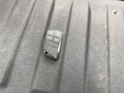 Used 2025 GMC Sierra 1500 AT4 w/ AT4 Premium Package AWD/4WD image 76