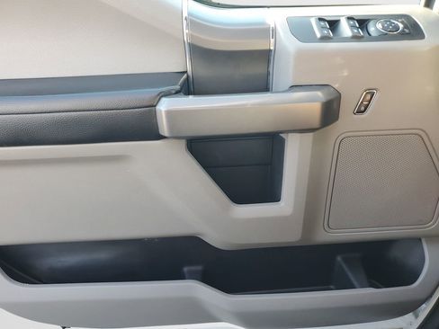 Used 2018 Ford F150 XLT w/ Equipment Group 302A Luxury AWD/4WD image 19