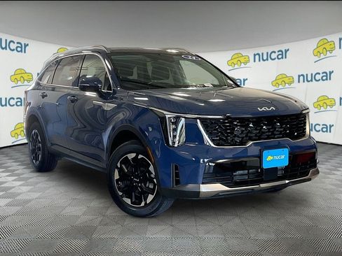 Used 2024 Kia Sorento S w/ Panoramic Sunroof Package AWD/4WD image 1