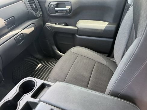 Used 2022 Chevrolet Silverado 1500 Custom RWD image 19
