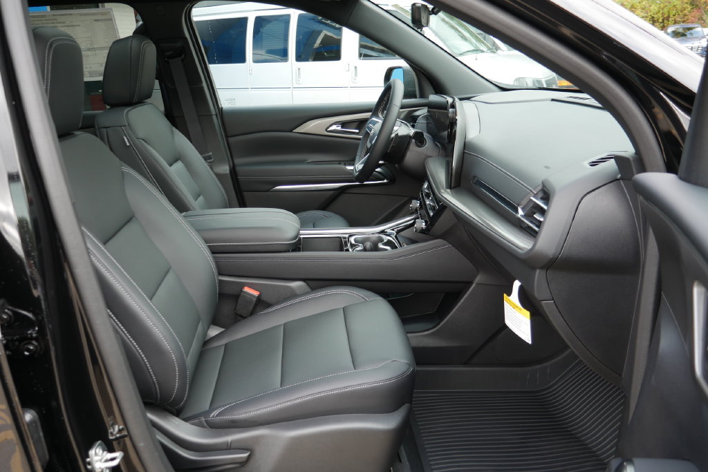 New 2027 Chevrolet Traverse LT AWD/4WD image 9
