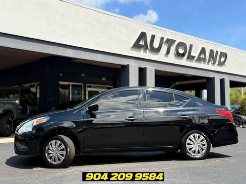 Used 2019 Nissan Versa S FWD image 40