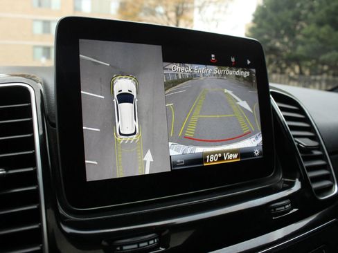 Used 2019 Mercedes-Benz GLE 400 4MATIC w/ Premium 1 Package image 37