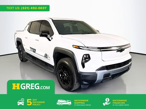 Used 2026 Chevrolet Silverado EV LT AWD/4WD image 1