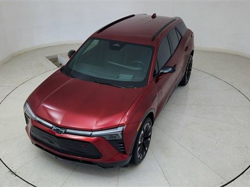 Used 2025 Chevrolet Blazer EV RS image 78