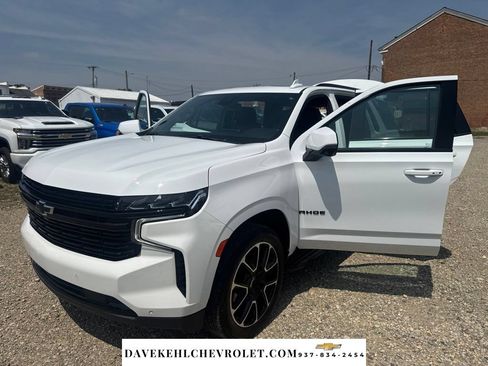 Used 2023 Chevrolet Tahoe RST w/ Luxury Package AWD/4WD image 35