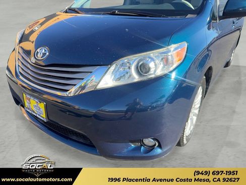 Used 2011 Toyota Sienna XLE FWD image 31