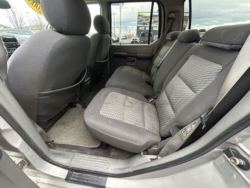 Used 2003 Ford Explorer Sport Trac XLS image 15