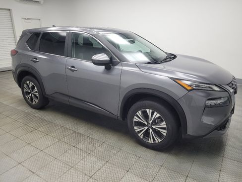 Used 2023 Nissan Rogue SV image 11