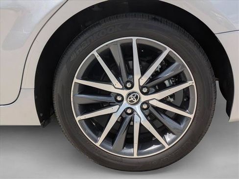 Used 2024 Toyota Camry XLE w/ Navigation Package FWD image 25