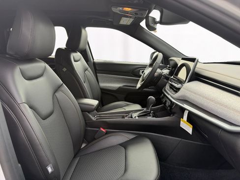New 2026 Jeep Compass Latitude AWD/4WD image 15