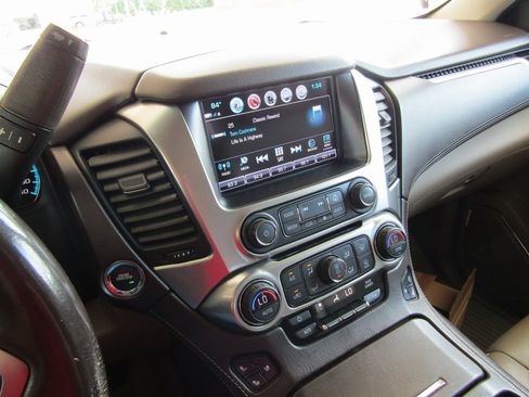 Used 2018 Chevrolet Tahoe Premier image 37