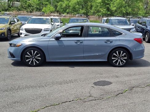 Used 2024 Honda Civic EX image 9