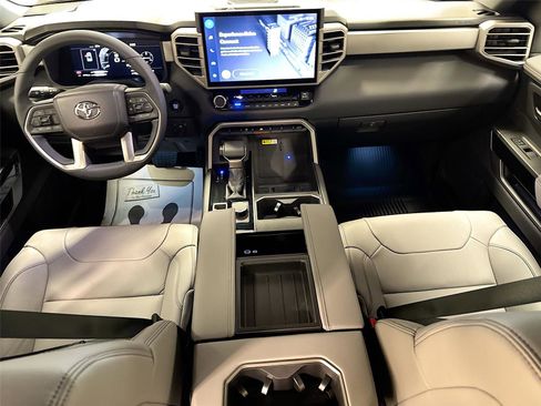 Used 2026 Toyota Tundra Limited image 21