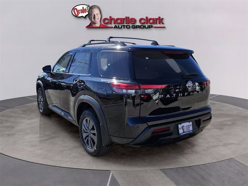 New 2026 Nissan Pathfinder SV image 4