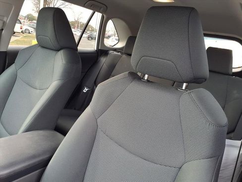 Used 2025 Toyota RAV4 LE image 18