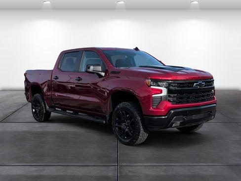 Used 2024 Chevrolet Silverado 1500 LT Trail Boss w/ LT Trail Boss Premium Package image 2