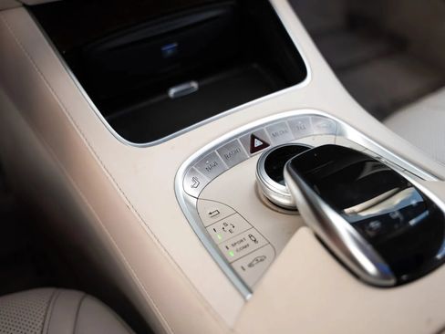 Used 2015 Mercedes-Benz S 550 4MATIC Coupe image 35