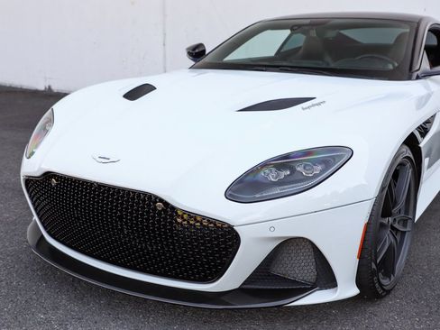 Used 2019 Aston Martin DBS Superleggera RWD image 54
