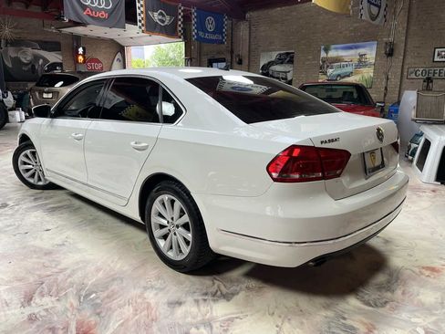 Used 2013 Volkswagen Passat 2.5 SEL Premium FWD image 5
