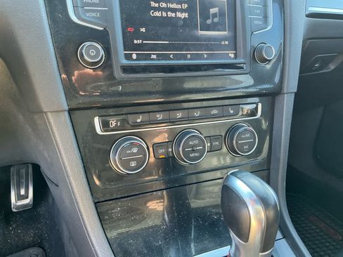 Used 2016 Volkswagen GTI Autobahn w/ Lighting Package (SEL) image 22