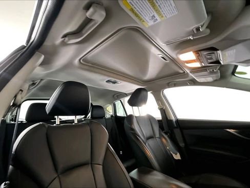 Used 2017 Subaru Impreza 2.0i Limited image 13