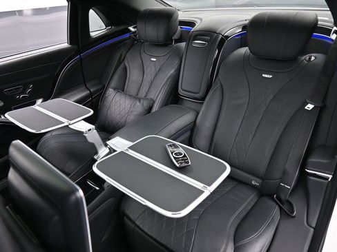 Used 2017 Mercedes-Benz Maybach S 600 image 31