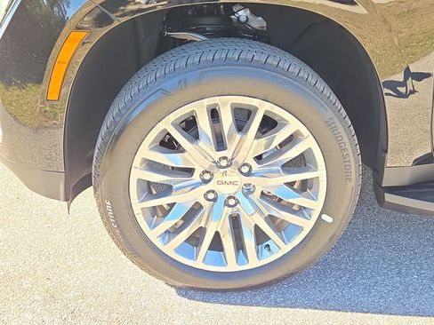 New 2026 GMC Yukon XL Elevation w/ Elevation Premium Package image 7