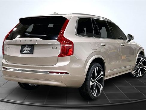 Certified 2024 Volvo XC90 B6 Ultimate image 3