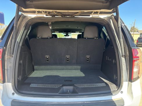 Used 2021 Chevrolet Tahoe Premier AWD/4WD image 9