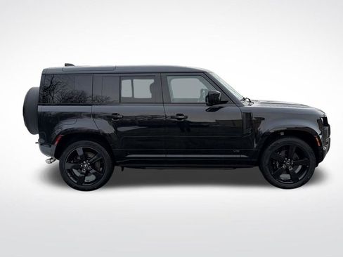 New 2025 Land Rover Defender 110 V8 AWD/4WD image 4