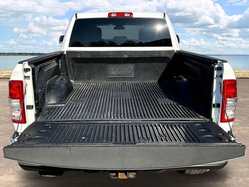 Used 2019 RAM 2500 Big Horn AWD/4WD image 9
