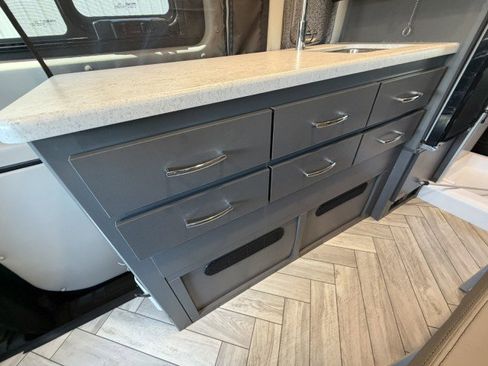 Used 2022 Mercedes-Benz Sprinter 2500 image 54