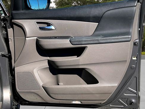Used 2014 Honda Odyssey EX-L image 29