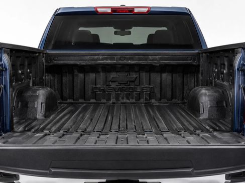 Used 2020 Chevrolet Silverado 1500 Custom w/ Custom Value Package AWD/4WD image 13