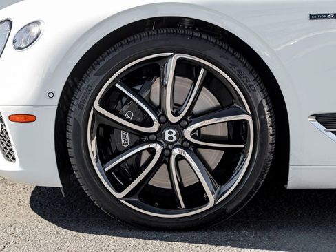 Certified 2024 Bentley Continental GT image 6