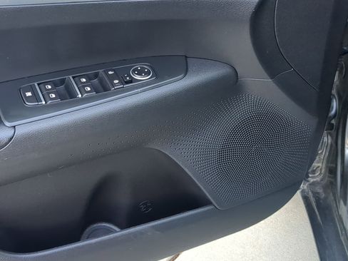 Used 2021 Kia Forte LXS image 14