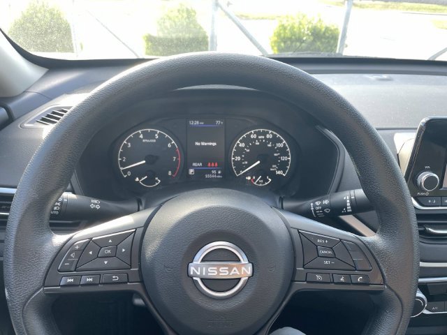 Used 2024 Nissan Altima 2.5 S FWD image 27