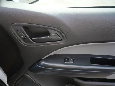 Used 2016 GMC Canyon W/T image 27