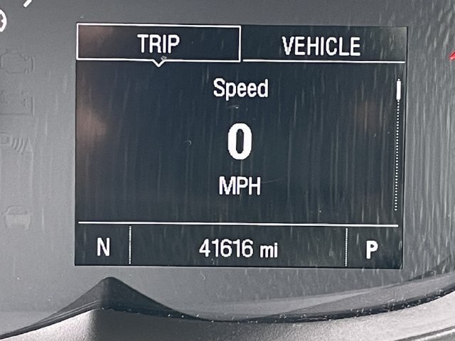 Used 2019 Chevrolet Trax LT w/ LT Convenience Package FWD image 15