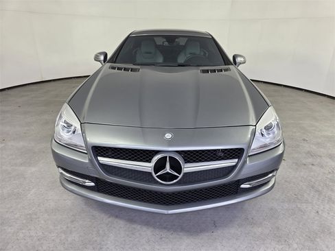 Used 2015 Mercedes-Benz SLK 250 image 28