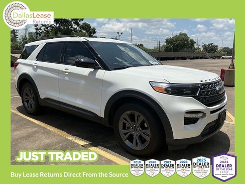 Used 2022 Ford Explorer XLT w/ Equipment Group 202A RWD image 1