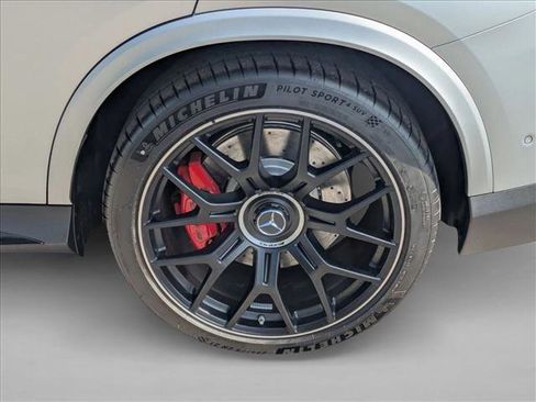 New 2025 Mercedes-Benz GLC 63 AMG S image 10